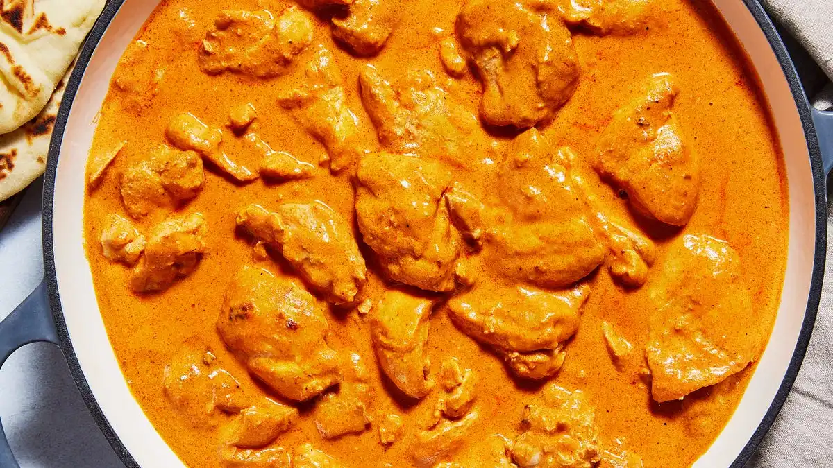 ClubHouse Pizza & Chicken butter chicken with seasoned rice delivery in Winnipeg